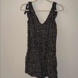 Splendid Black and White Patterned Romper